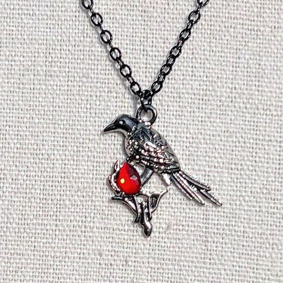 Crow Friend Necklace - Picture 1 of 4